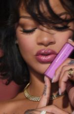 RIHANNA for Fenty Beauty: Gloss Bomb Shimmer Stix 2025