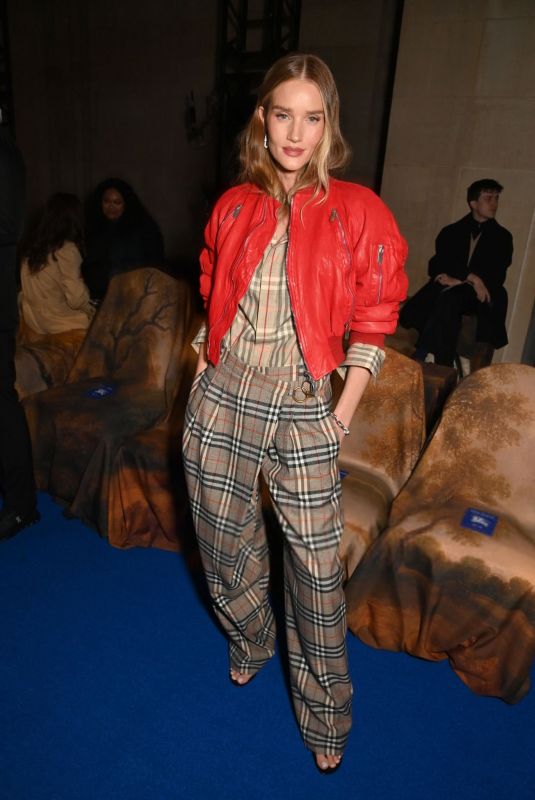 ROSIE HUNTINGTON-WHITELEY at Burberry Fashion Show at LFW in London 02/24/2025
