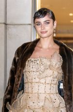 TAYLOR HILL at Oscar de la Renta Fall 2025 Fashion Show at NYFW in New York City 02/12/2025