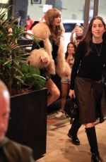 TAYLOR SWIFT Arrives for Dinner at Gianna