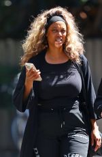 TYRA BANKS Out with a Friend in Sydney 02/04/2025