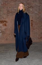 UMA THURMAN at Michael Kors Fashion Show at NYFW in New York 02/11/2025