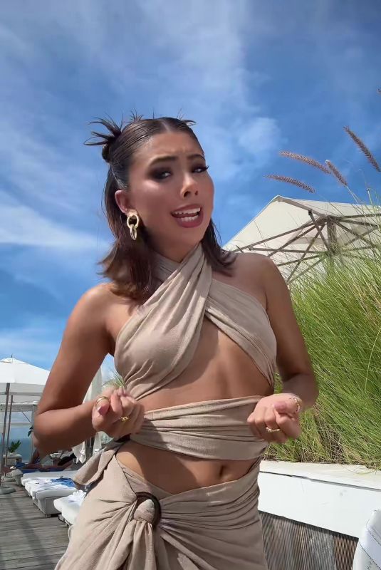 XOCHITL GOMEZ - Instagram Photos 02/20/2025
