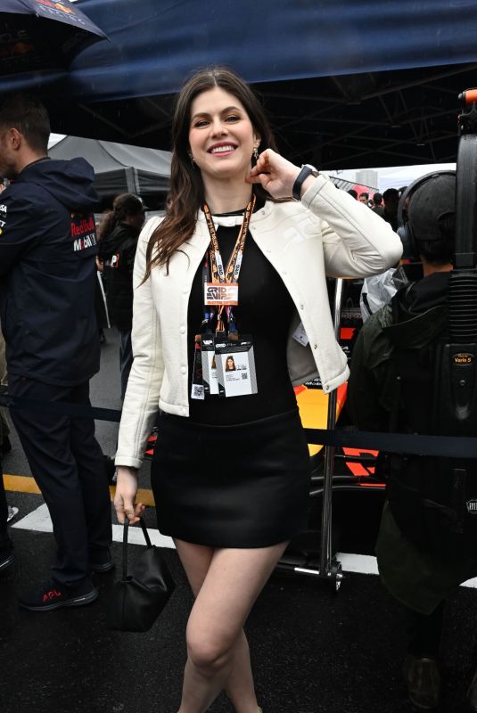 ALEXANDRA DADDARIO at F1 Grand Prix of Australia in Melbourne 03/16/2025