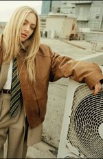 AMANDA SEYFRIED in L