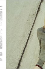 AMANDA SEYFRIED in L