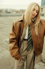 AMANDA SEYFRIED in L