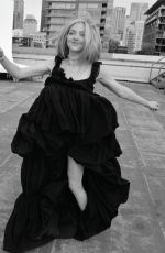 AMANDA SEYFRIED in L
