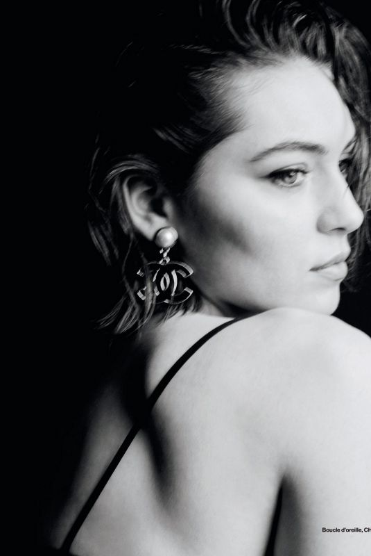 ANAMARIA VARTOLOMEI in Numero France, March 2025
