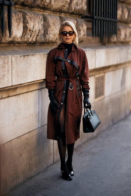 CAROLINE DAUR Arrives at Hermes Fashion Show at Paris Fashion Week 03/08/2025