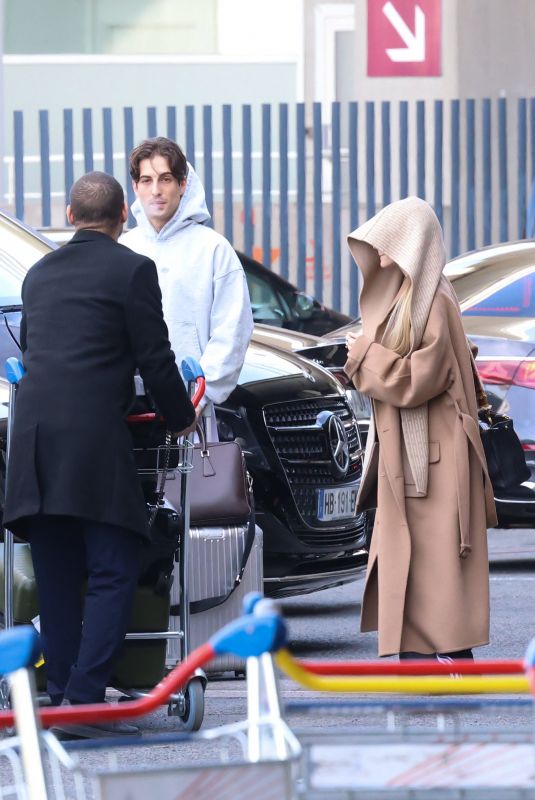 DOVE CAMERON and Damiano David at Airport in Paris 03/04/2025