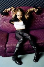 FIONA APPLE for Entertainment Weekly, July 1997