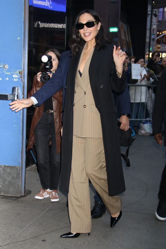 GAL GADOT Arrives at Good Morning America Studios in New York City 03/10/2025