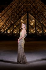 GIGI HADID Arrives at Le Grand Diner du Louvre in Paris 03/04/2025