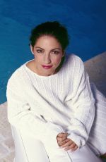 GLORIA ESTEFAN for Self Assignment, November 1998