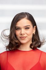 HAILEE STEINFELD at Sinners Photocall in Mexico City 03/30/2025