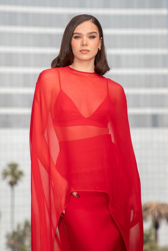 HAILEE STEINFELD at Sinners Photocall in Mexico City 03/30/2025