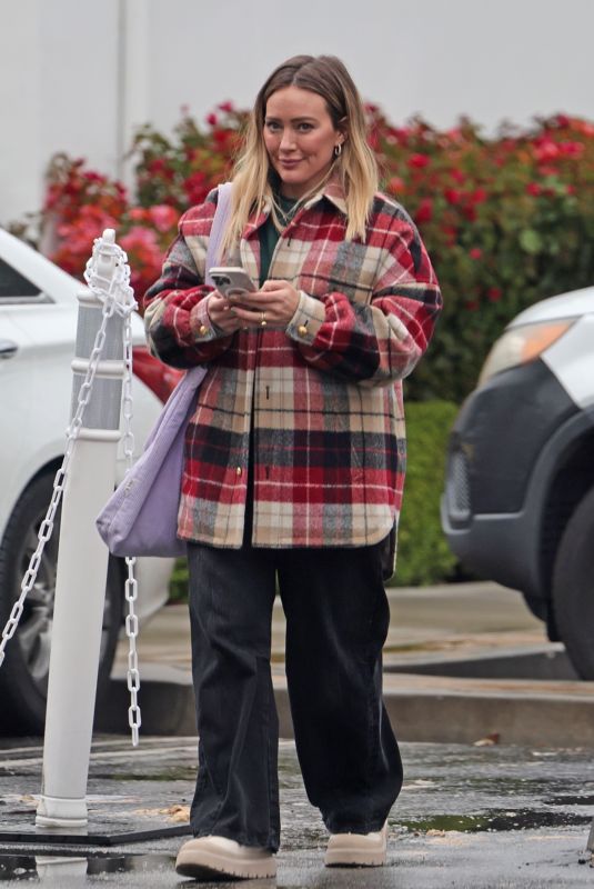 HILARY DUFF Out Running Errands in Studio City 03/14/2025