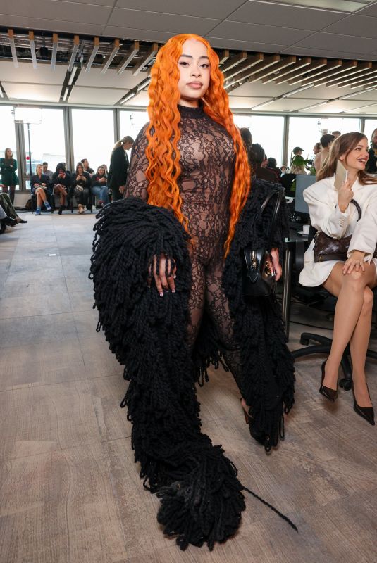 ICE SPICE at Stella McCartney Winter 2025 Fashion Show at Paris Fashion Week 03/05/2025