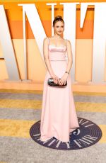 IRIS APATOW at 2025 Vanity Fair Oscar Party in Beverly Hills 03/02/2025