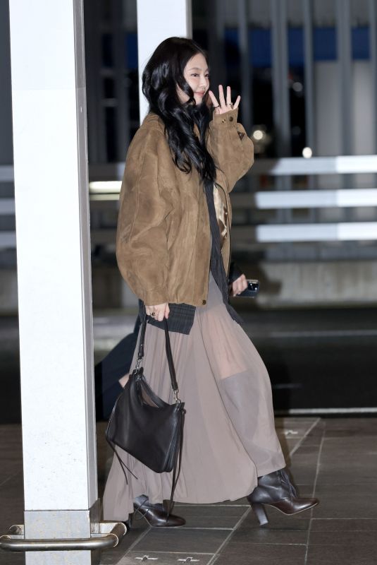 JENNIE KIM Leaves Incheon International Airport in Incheon 02/28/2025