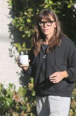 JENNIFER GARNER Out and About in Los Angeles 03/07/2025