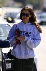 JESSICA ALBA Heading to a Chiropractor Appointment in Culver City 03/18/2025