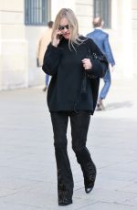 KATE MOSS Out and About in Paris 03/07/2025