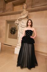KEIRA KNIGHTLEY Arrives at Le Grand Diner du Louvre in Paris 03/04/2025