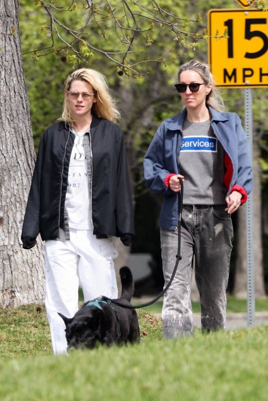KRISTEN STEWAR and DYLAN MEYER Out with Their Dog in Los Feliz 03/30/2025