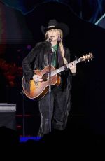 LAINEY WILSON Performs at C2C Festival in Berlin 03/09/2025