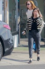 LAUREN PARSEKIAN Stops by UPS Store in Los Angeles 03/10/2025