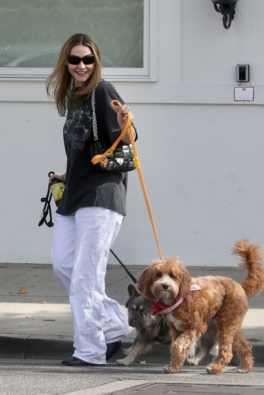MADELYN CLINE Leaves a Spa in Beverly Hills 03/03/2025
