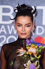 MAURA HIGGINS at 2025 BRIT Awards in London 03/01/2025