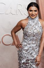 MINDY KALING at 97th Annual Academy Awards in Hollywood 03/02/2025