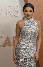 MINDY KALING at 97th Annual Academy Awards in Hollywood 03/02/2025