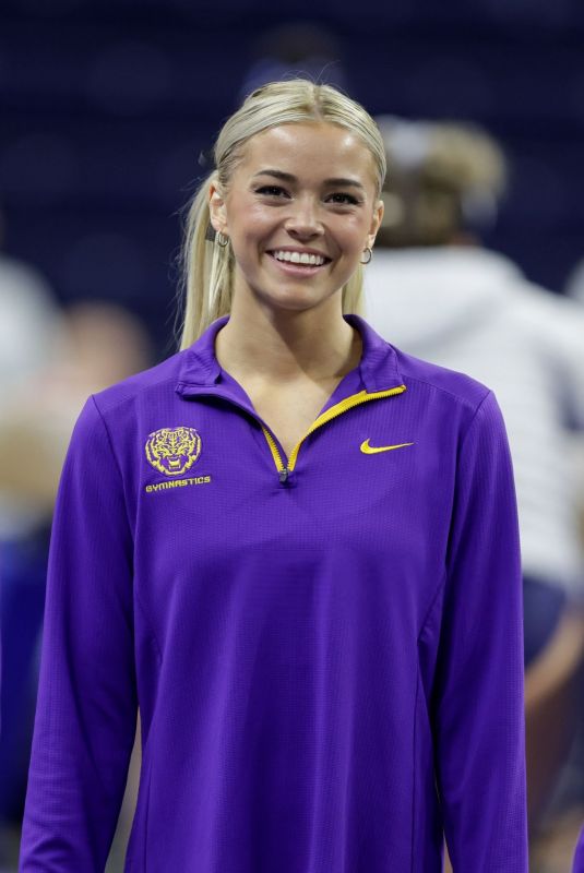 OLIVIA DUNNE at Auburn v LSU Gymnastics Meet in Auburn 03/14/2025