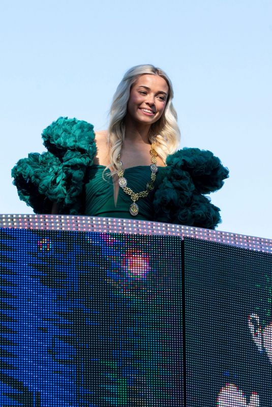OLIVIA DUNNE at Krewe Of Endymion Mardi Gras Parade in New Orleans 03/01/2025