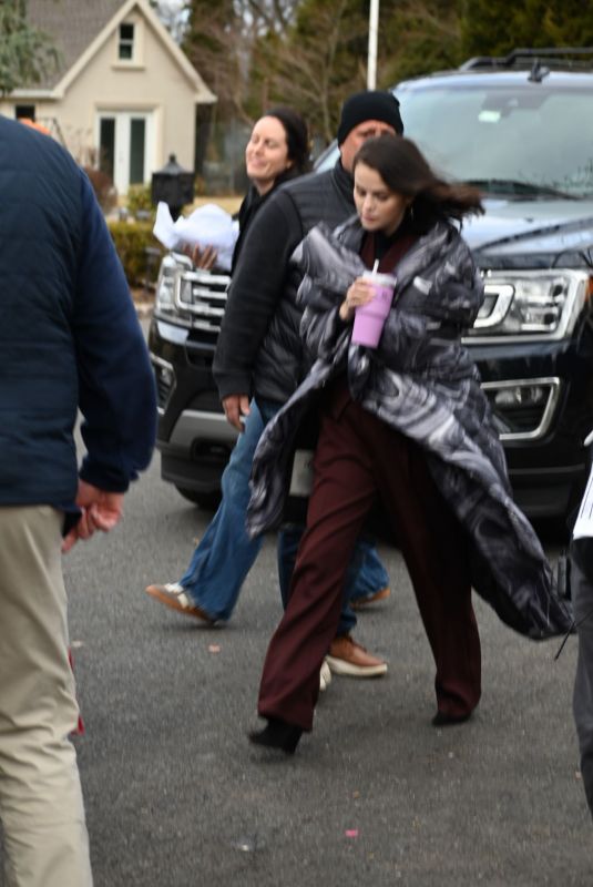 SELENA GOMEZ on the Set of Only Murders in the Building on Staten Island 03/06/2025