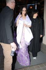 SOFIA CARSON Leaves Royal Monceau in Paris 03/08/2025