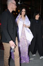 SOFIA CARSON Leaves Royal Monceau in Paris 03/08/2025