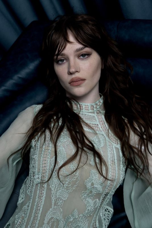 SOPHIE THATCHER for Dazed Magazine, March 2025