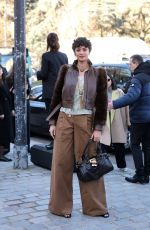 TAYLOR HILL at Chloe Womenswear F/W 25/26 Show at Paris Fashion Week 03/06/2025