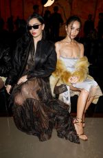 ZOE KRAVITZ at Saint Laurent Womenswear Fall/Winter 2025/26 Show at Paris Fashion Week 03/11/2025