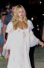 ADDISON RAE Out at Coachella Weekend 1 Final Night 04/13/2025
