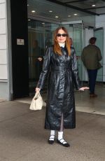 AIMEE LOU WOOD Leaves Drew Barrymore Show in New York 04/03/2025