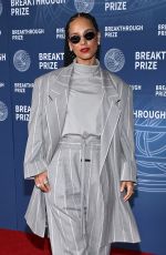 ALICIA KEYS at 11th Breakthrough Prize Ceremony at Barker Hangar 04/05/2025
