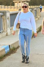 AMANDA BYNES and Liam Poulsen Out Hiking in Hollywood 04/11/2025