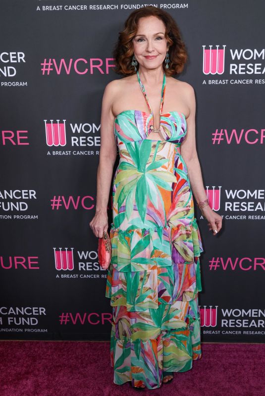 AMY YASBECK at An Unforgettable Evening 2025 Gala at The Beverly Hilton in Los Angeles 04/28/2025