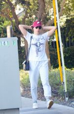 AUBREY PLAZA Out for a Quiet Breakfast Run in Los Angeles 04/11/2025